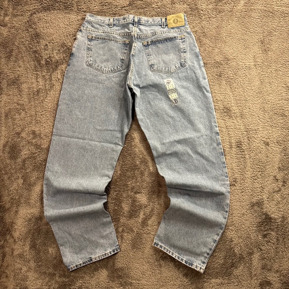 Arizona Jean Company Mens Loose Fit Light Wash Denim Jeans 38x34 NWT Vintage Y2K